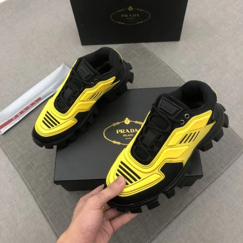 Effortless Prada Low Shoes 33699