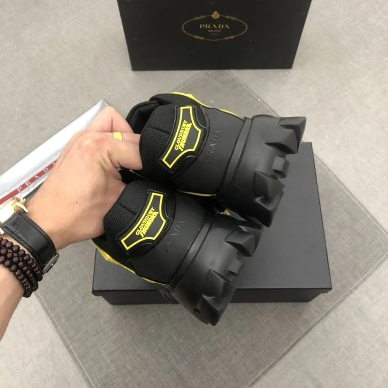 Effortless Prada Low Shoes 33699