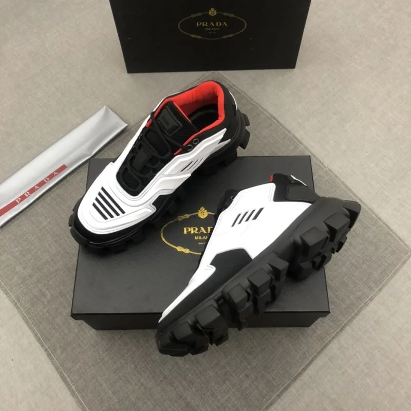 Prada Low Shoes WaterResistant 33693