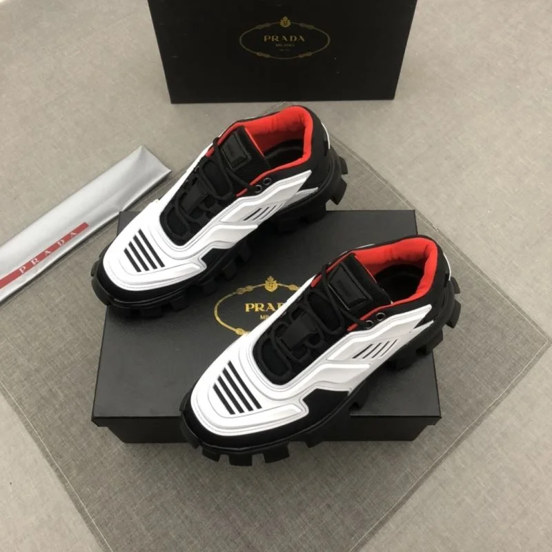 Prada Low Shoes WaterResistant 33693