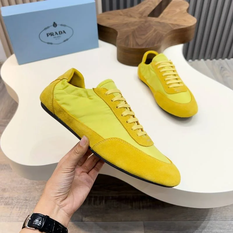 Prada Low Shoes UrbanStyle 33685