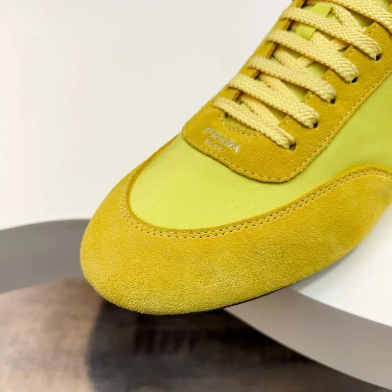 Prada Low Shoes UrbanStyle 33685