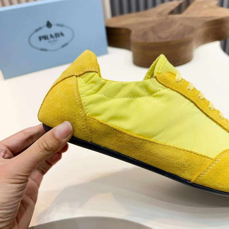 Prada Low Shoes UrbanStyle 33685