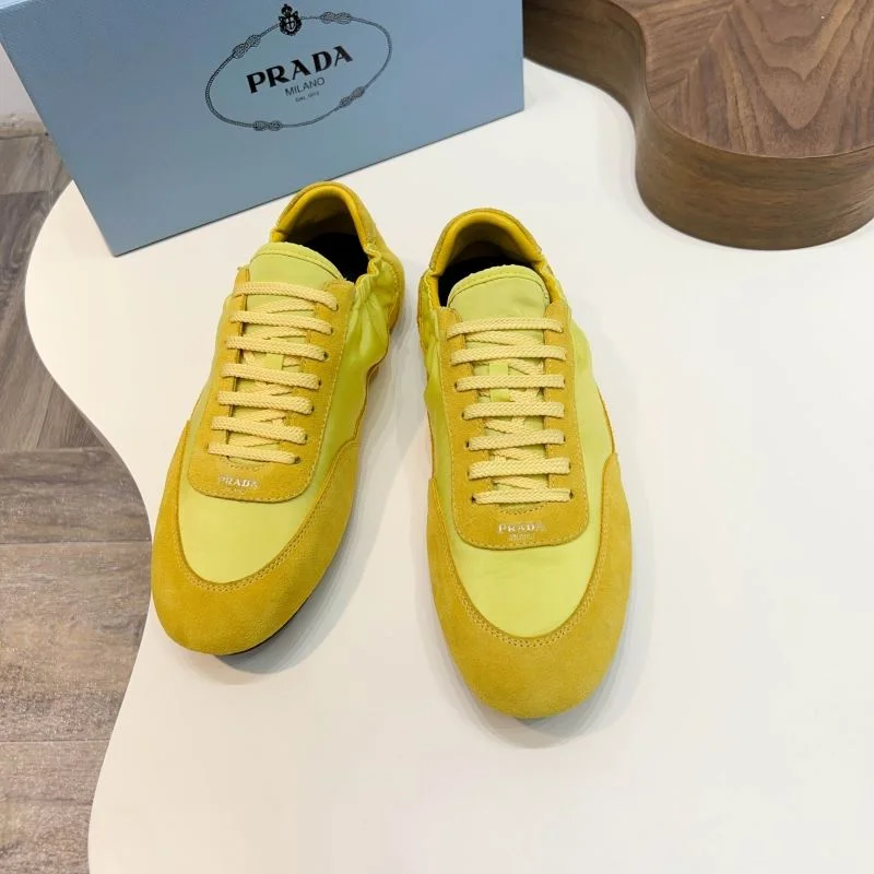 Prada Low Shoes UrbanStyle 33685