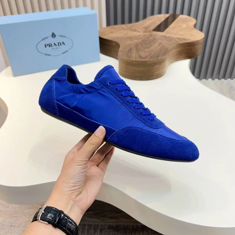 Neat Prada Low Shoes 33689
