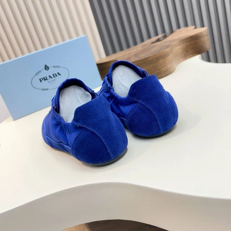Neat Prada Low Shoes 33689