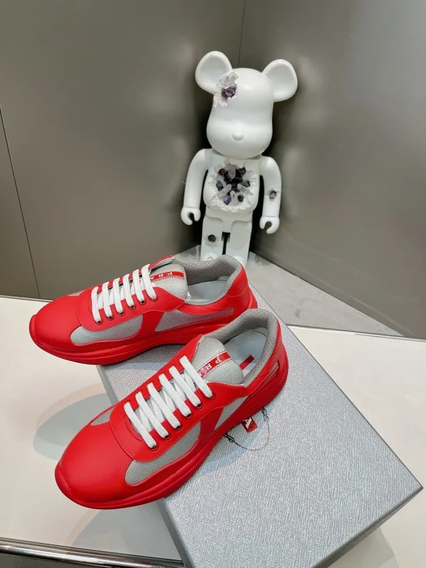 Resilient Prada Low Shoes 33692