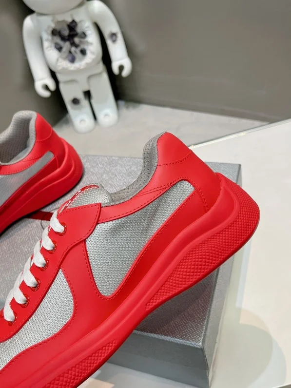 Resilient Prada Low Shoes 33692