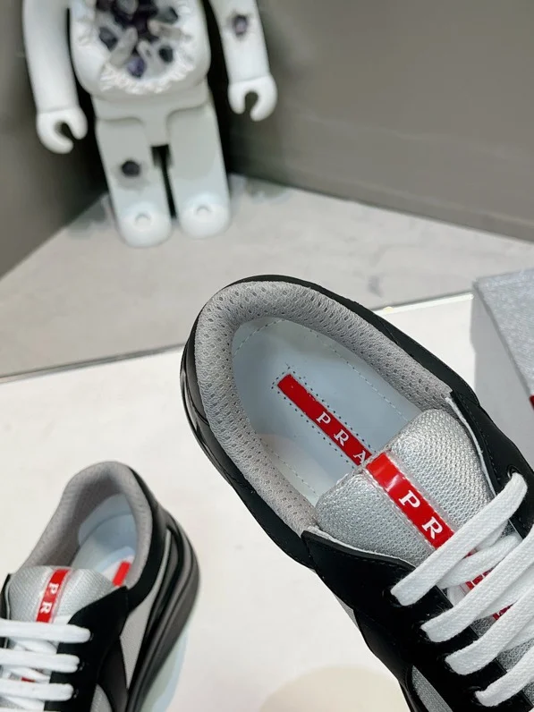Prada Low Shoes Soft 33684