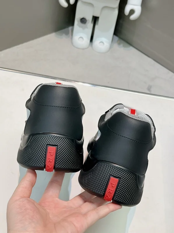 Prada Low Shoes Soft 33684