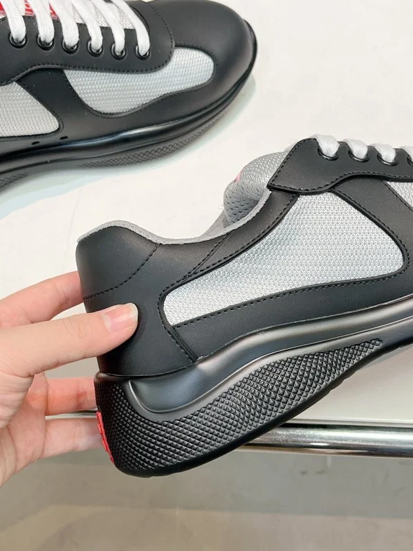 Prada Low Shoes Soft 33684