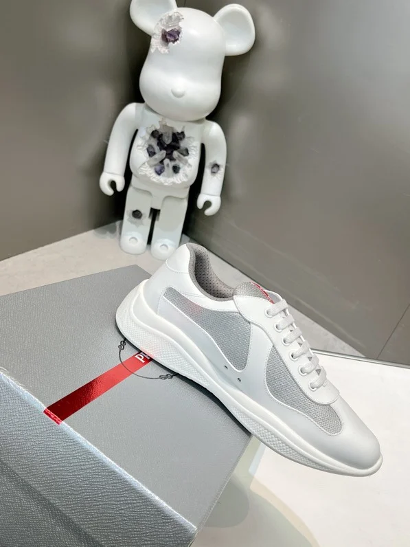 Prada Low Shoes OnTrend 33690