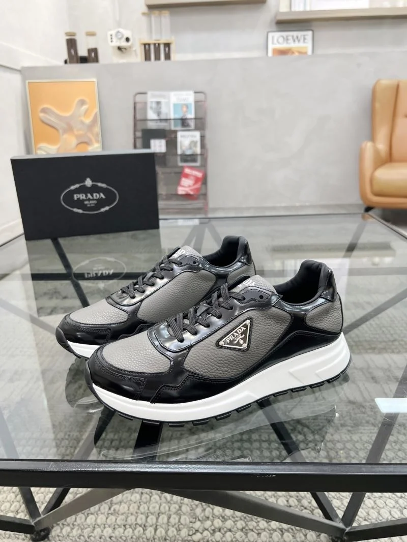 Neat Prada Low Shoes 33682