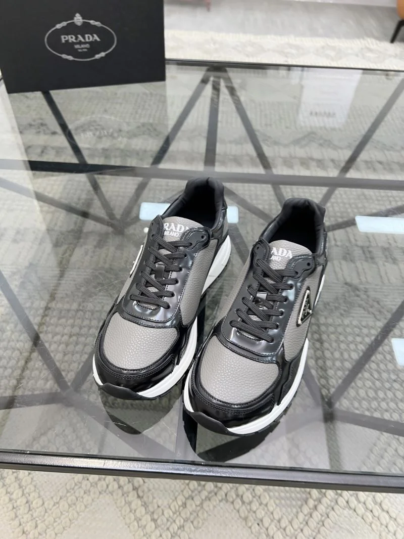 Neat Prada Low Shoes 33682