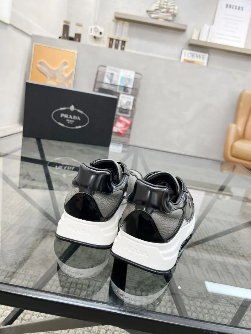 Neat Prada Low Shoes 33682