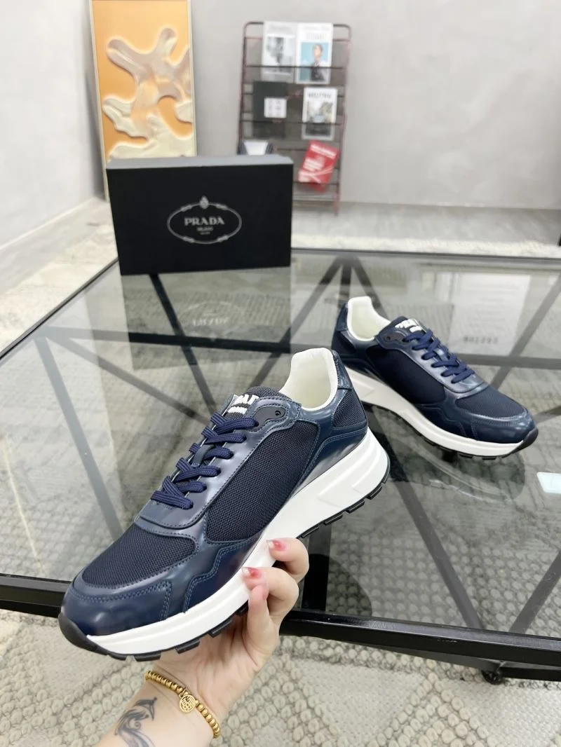 Prada Low Shoes EasyCare 33667
