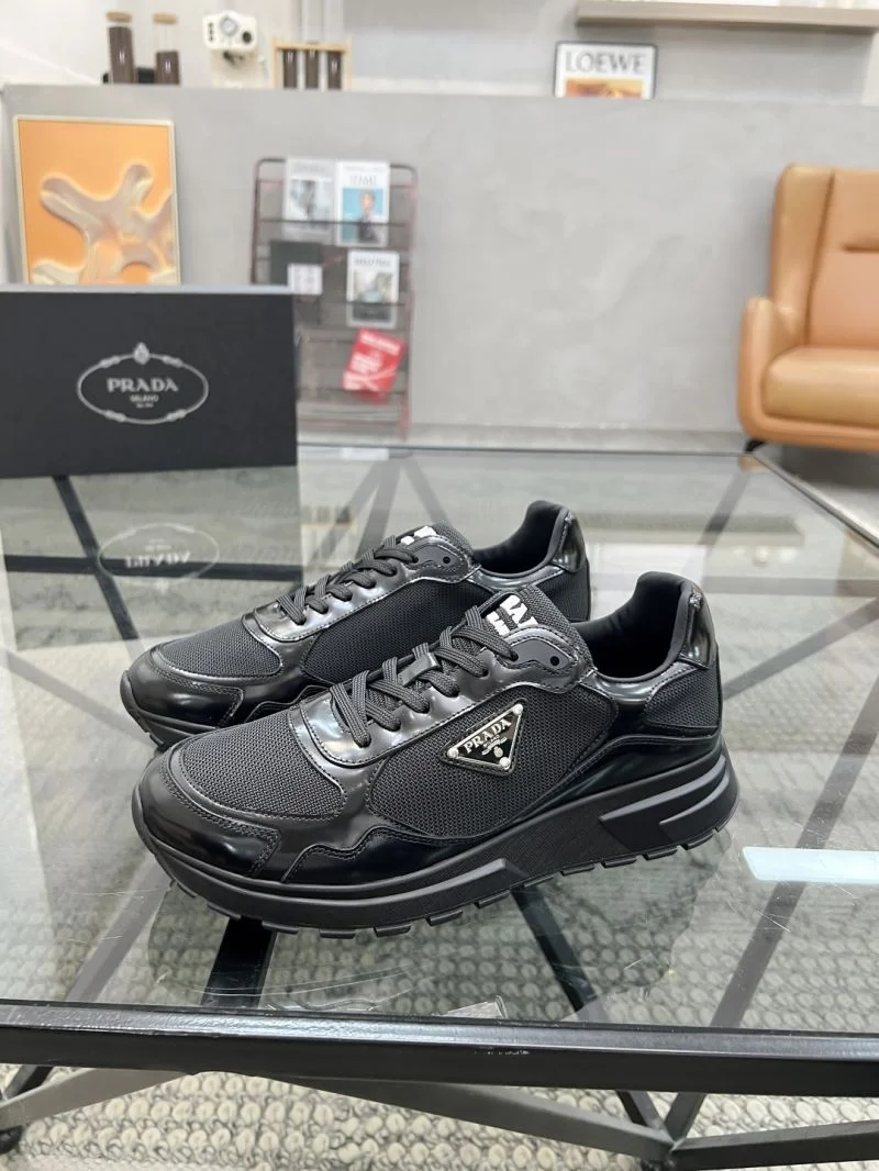Prada Low Shoes GoodFit 33673