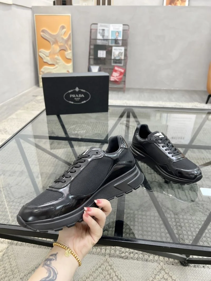 Prada Low Shoes GoodFit 33673
