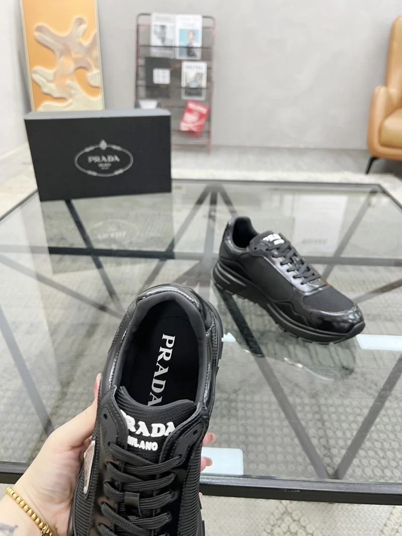 Prada Low Shoes GoodFit 33673