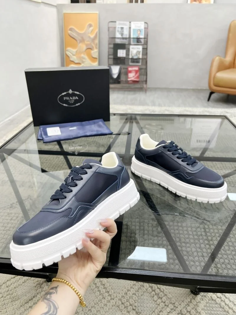 Prada Low Shoes Casual 33674