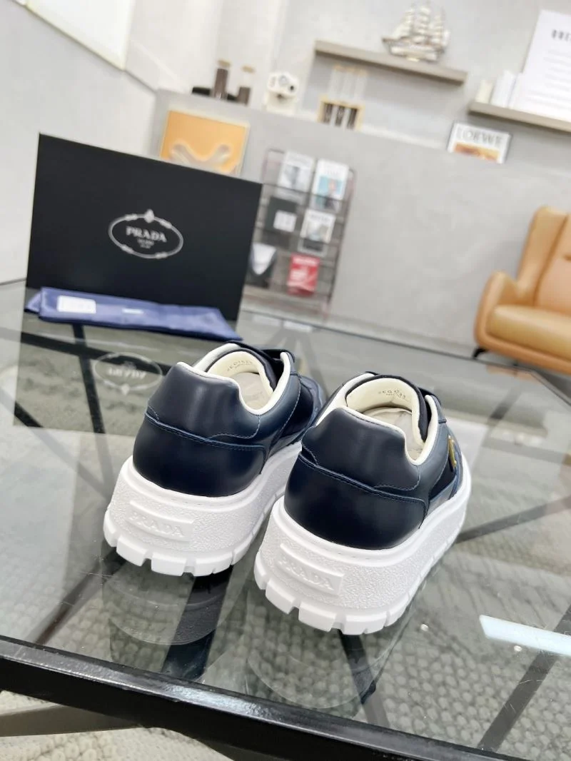 Prada Low Shoes Casual 33674