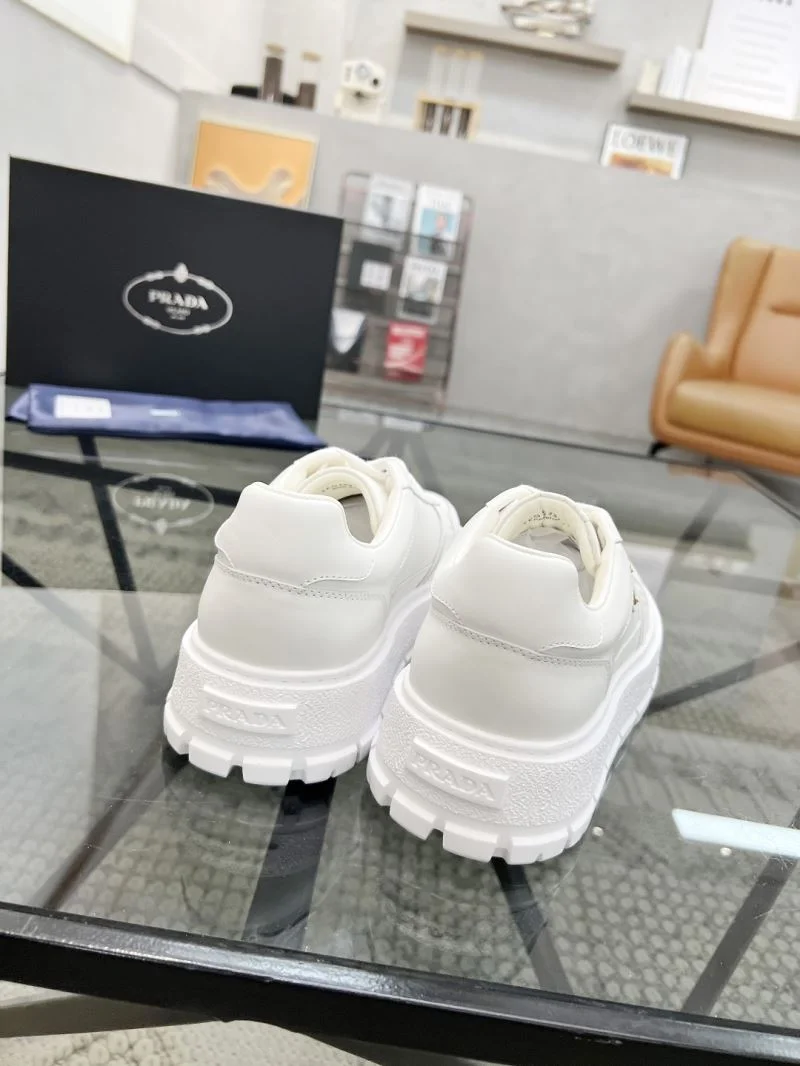 Prada Low Shoes GoAnywhere 33680