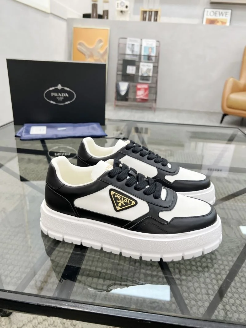 Prada Low Shoes Resilient 33659