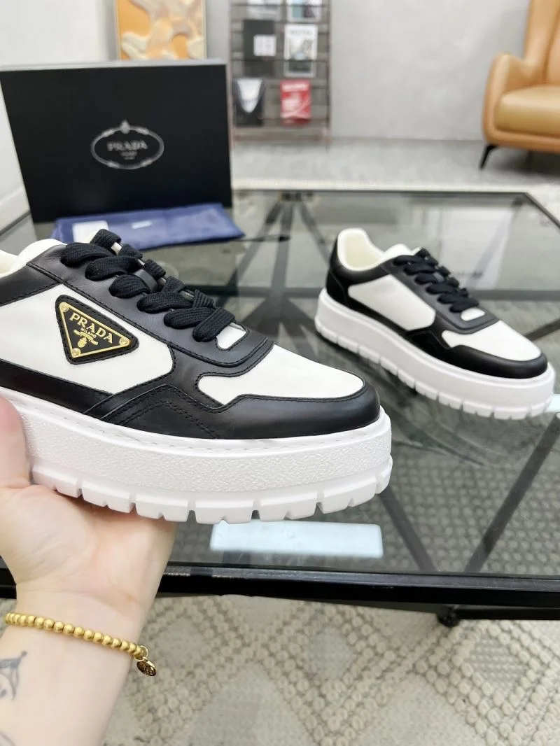 Prada Low Shoes Resilient 33659