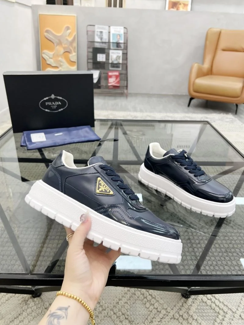 Prada Low Shoes FreshLook 33663