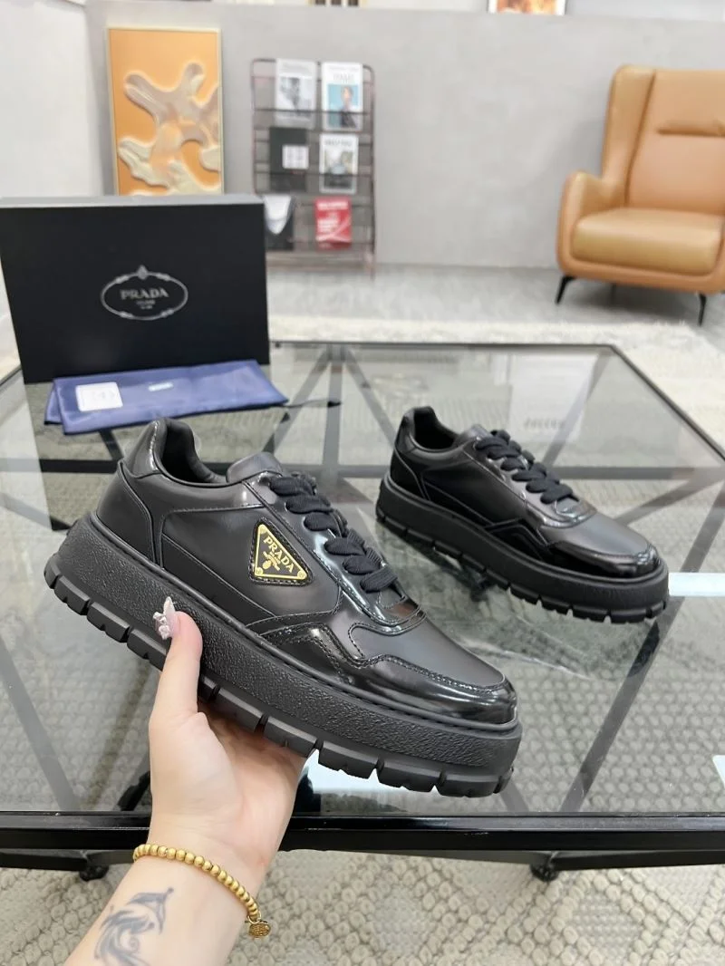 Prada Low Shoes Original 33664
