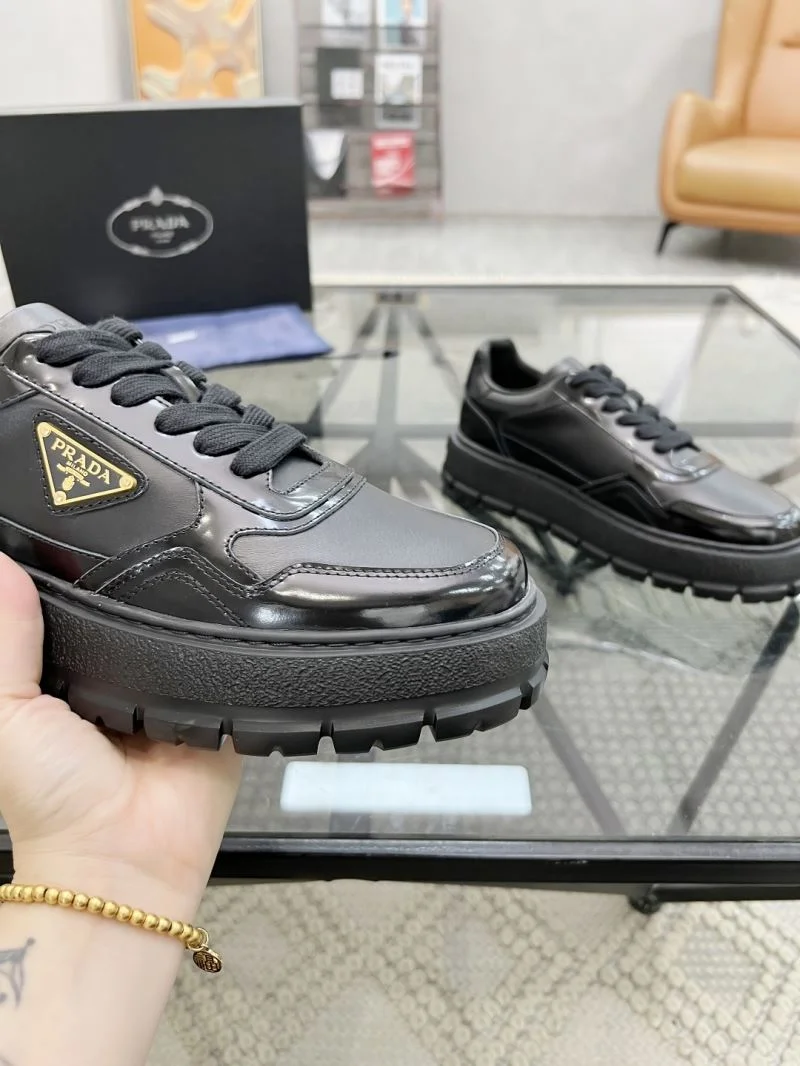 Prada Low Shoes Original 33664