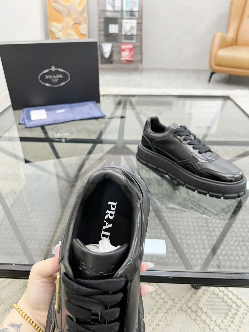 Prada Low Shoes Original 33664