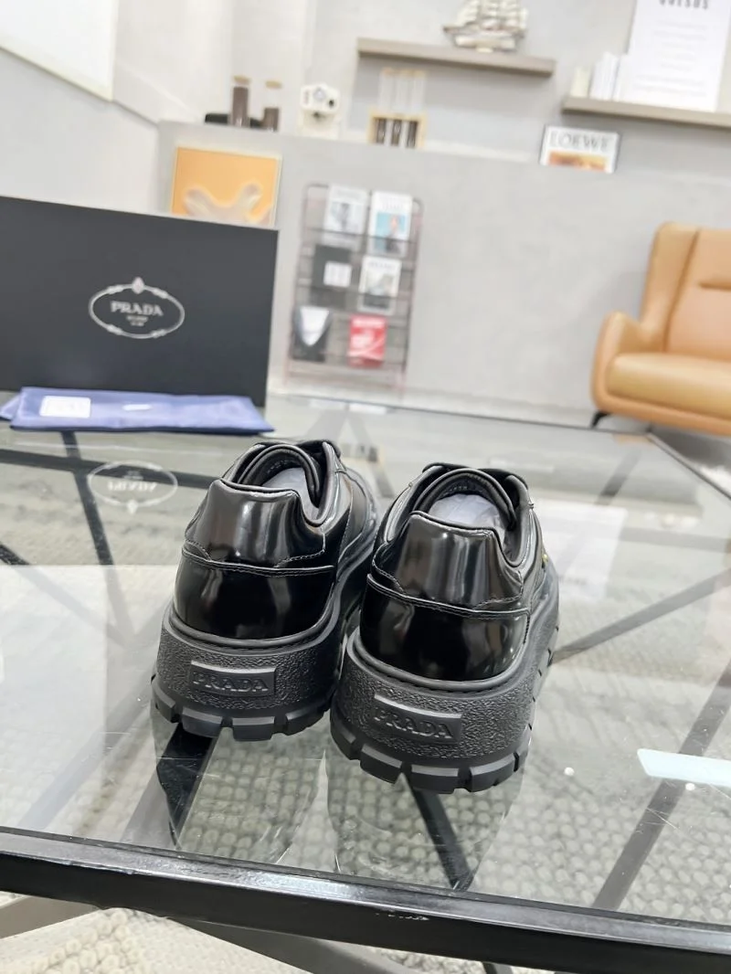 Prada Low Shoes Original 33664