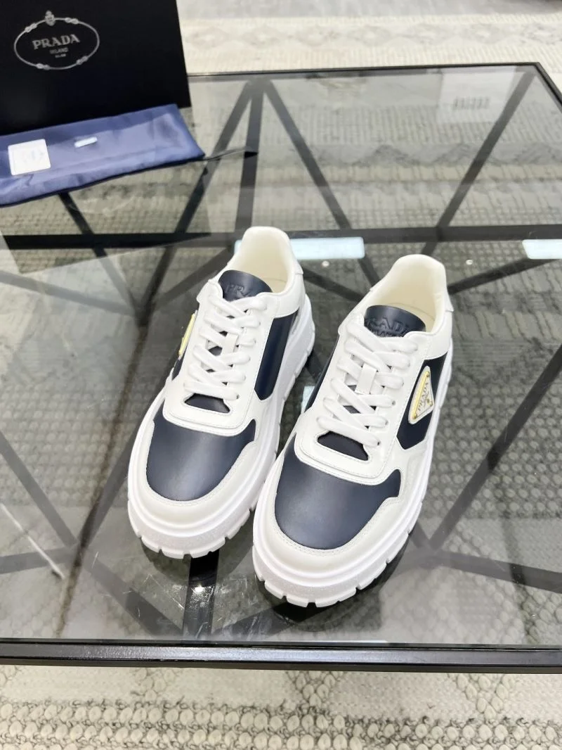 Functional Prada Low Shoes 33670