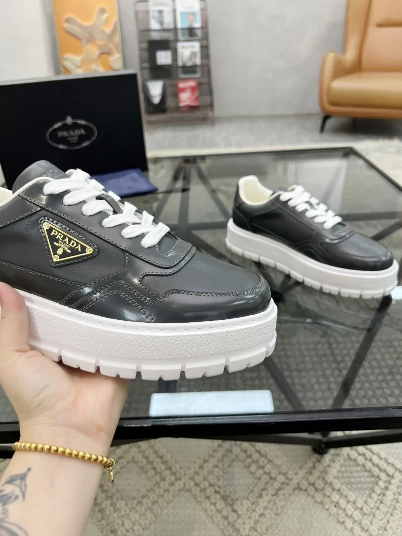 ZeroBulk Prada Low Shoes 33657