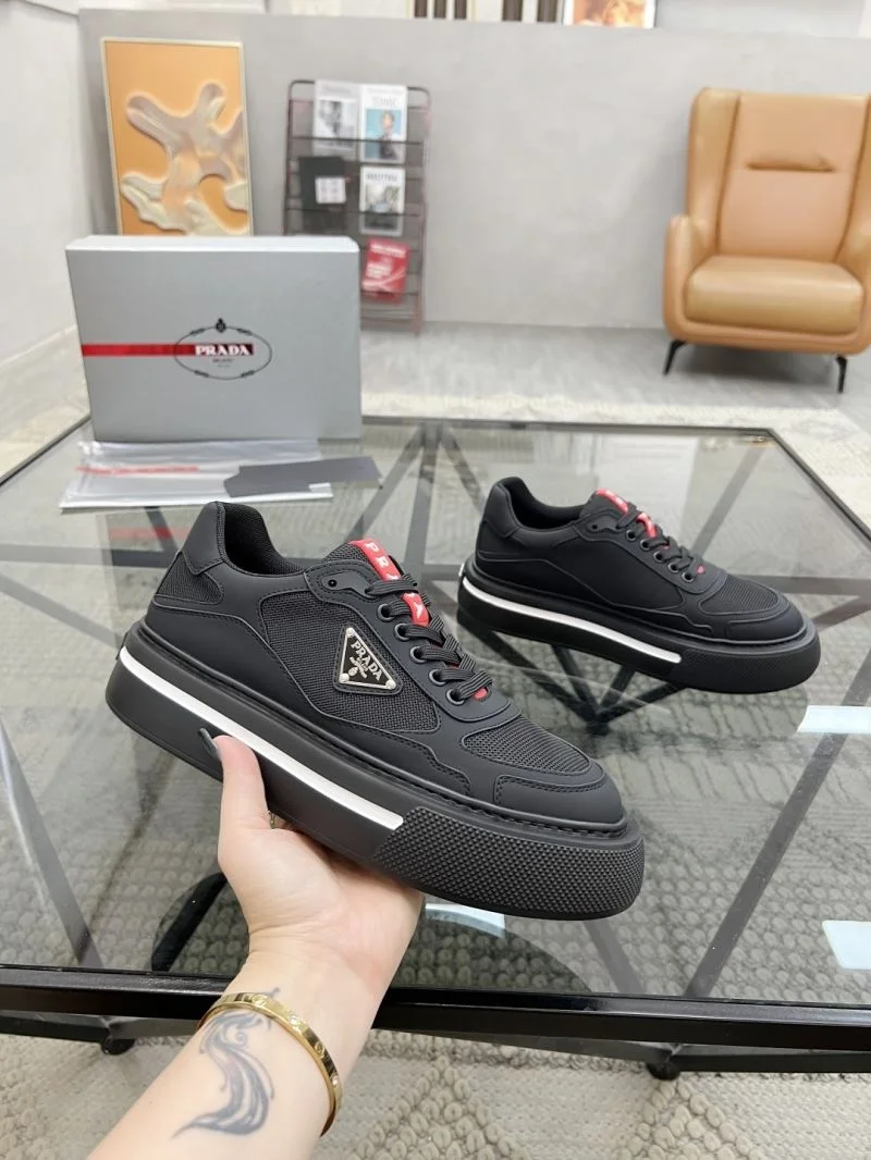 Prada Low Shoes Minimalist 33656