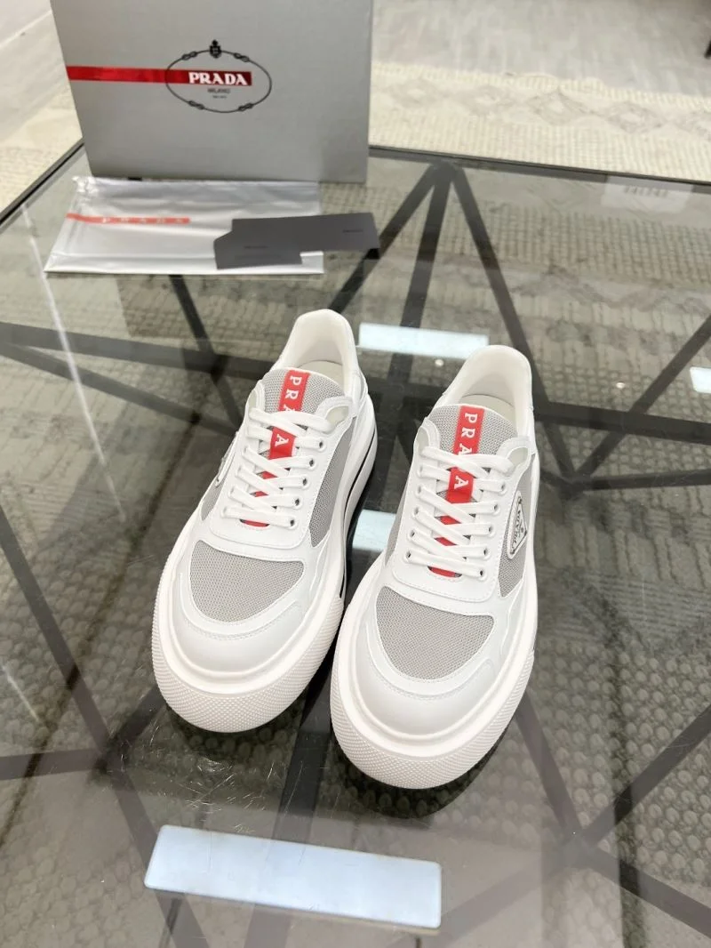 Modern Prada Low Shoes 33661