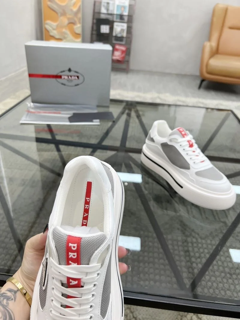 Modern Prada Low Shoes 33661