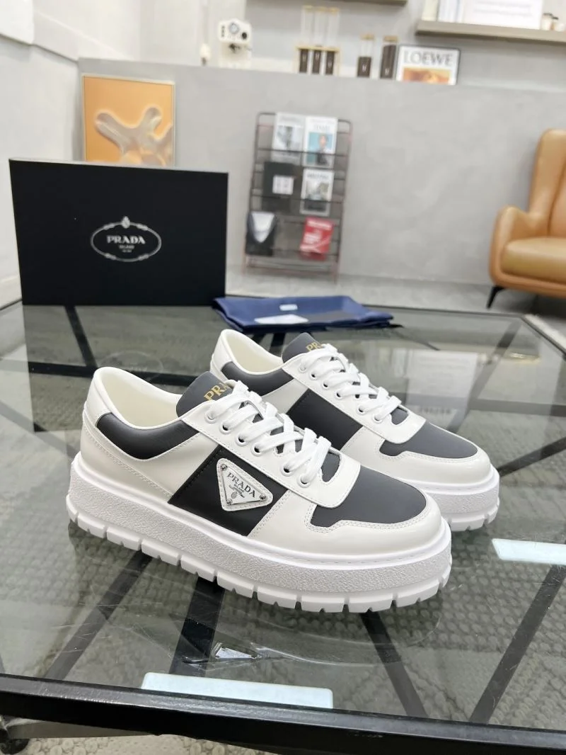 Prada Low Shoes SoftTouch 33649