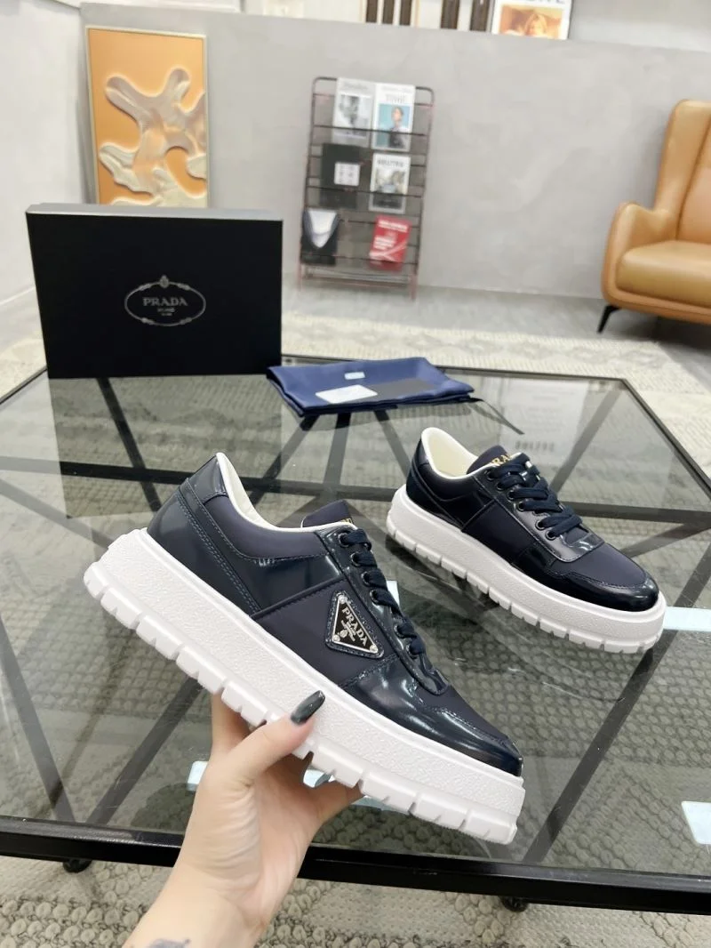 SmoothTexture Prada Low Shoes 33648