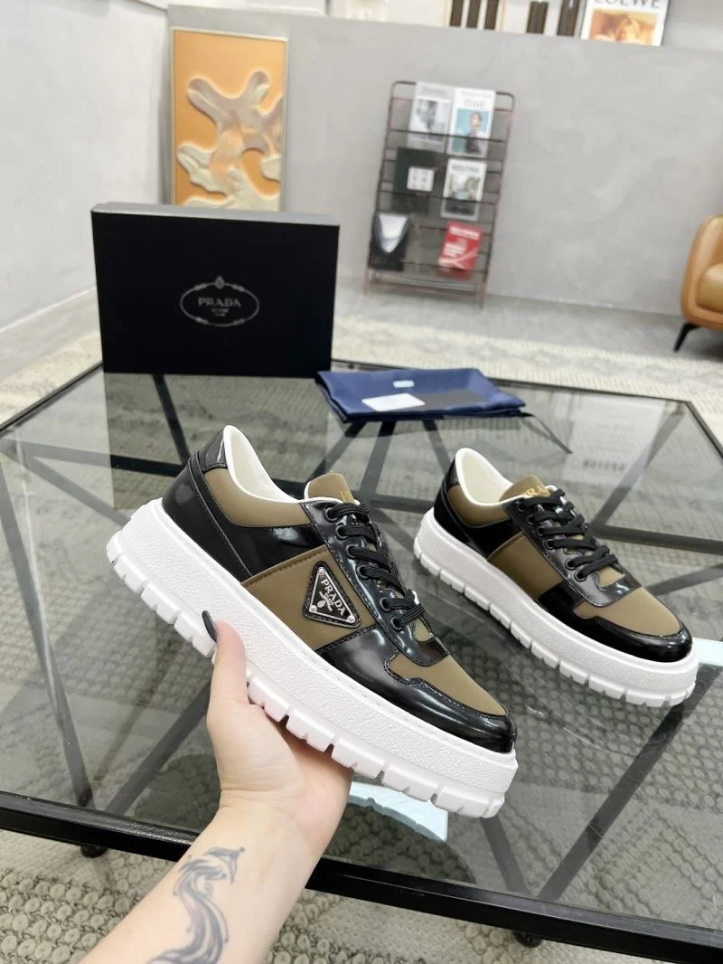 Contemporary Prada Low Shoes 33645