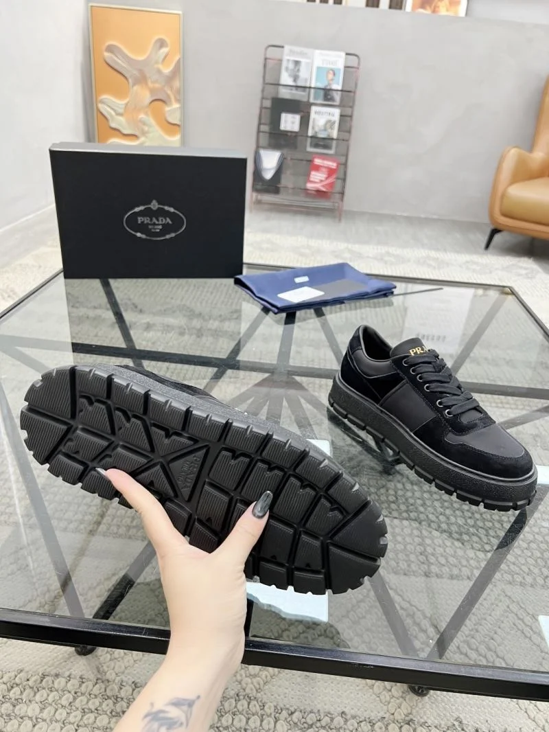 MoistureWicking Prada Low Shoes 33643