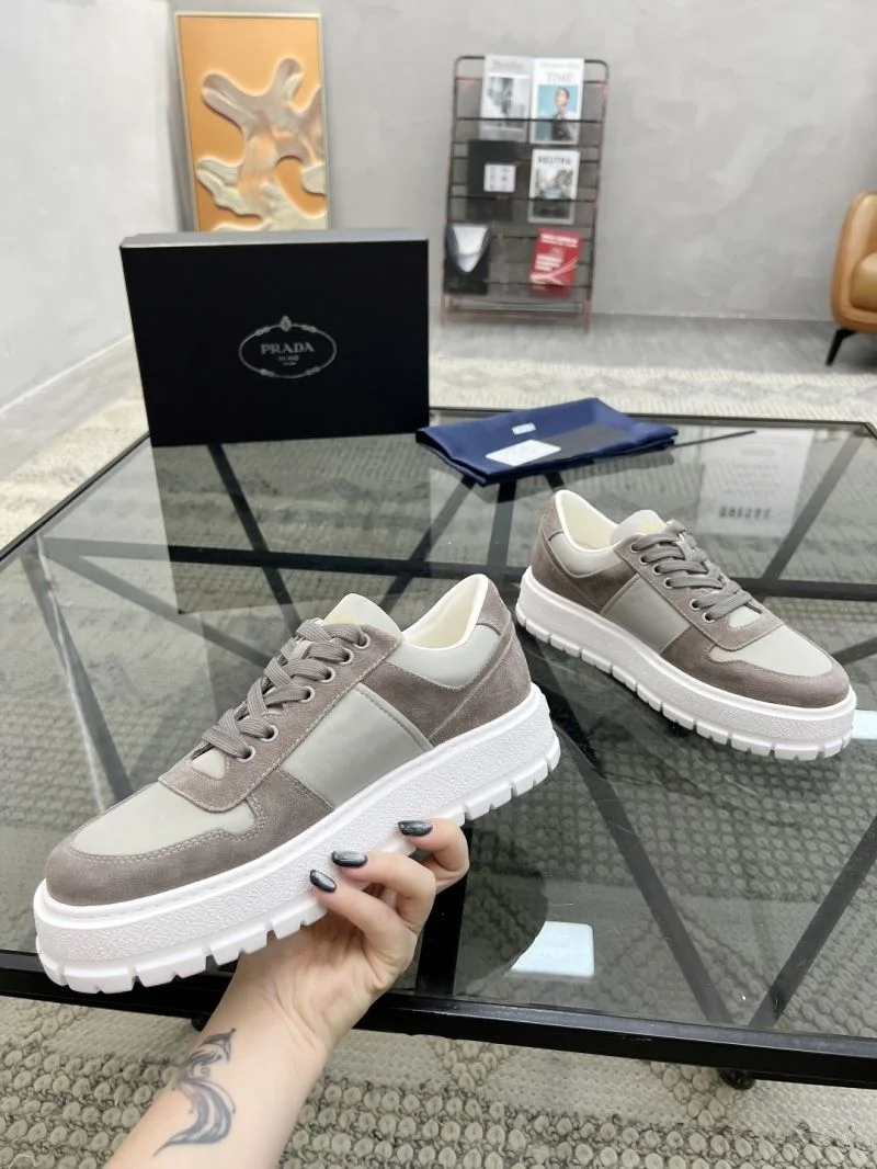 Prada Low Shoes UrbanChic 33632