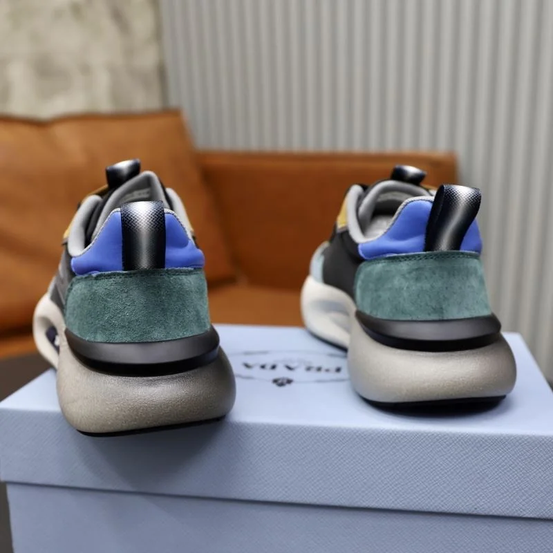 Sporty Prada Low Shoes 33638