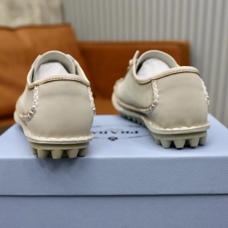 Prada Low Shoes FashionForward 33639