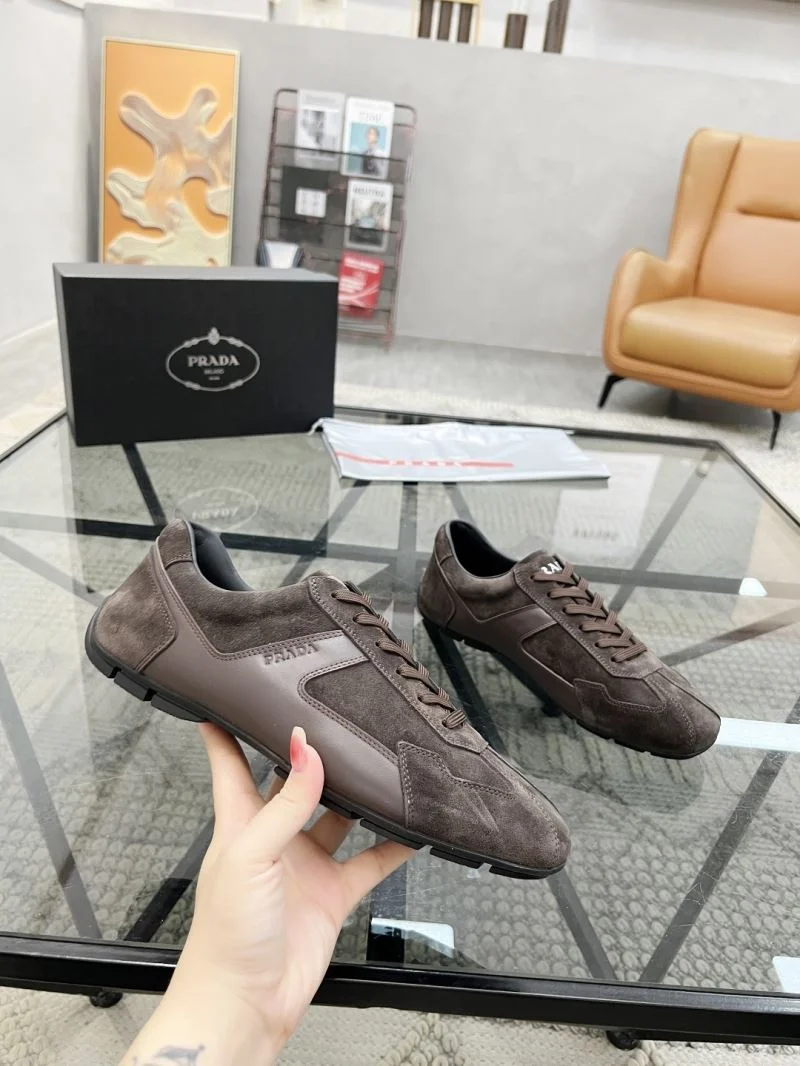 Bold Prada Low Shoes 33637