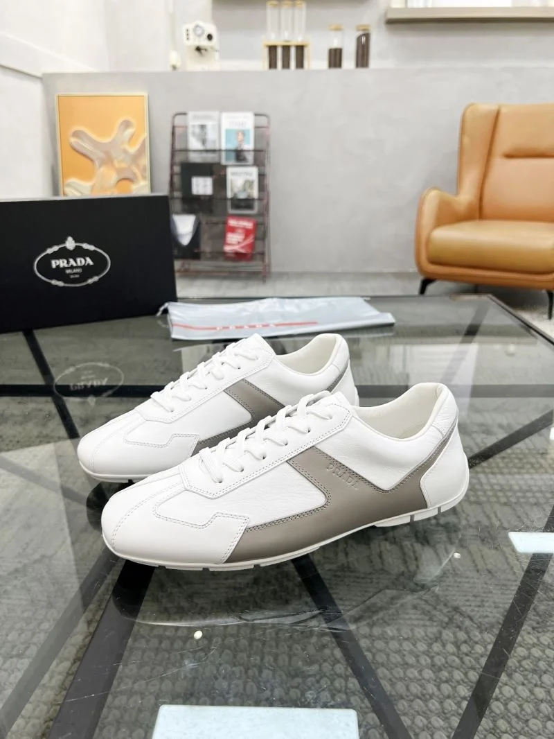 Comfortable Prada Low Shoes 33634