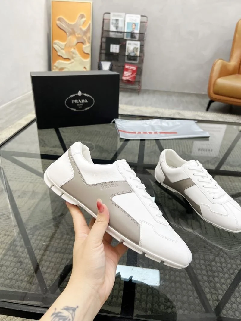 Comfortable Prada Low Shoes 33634