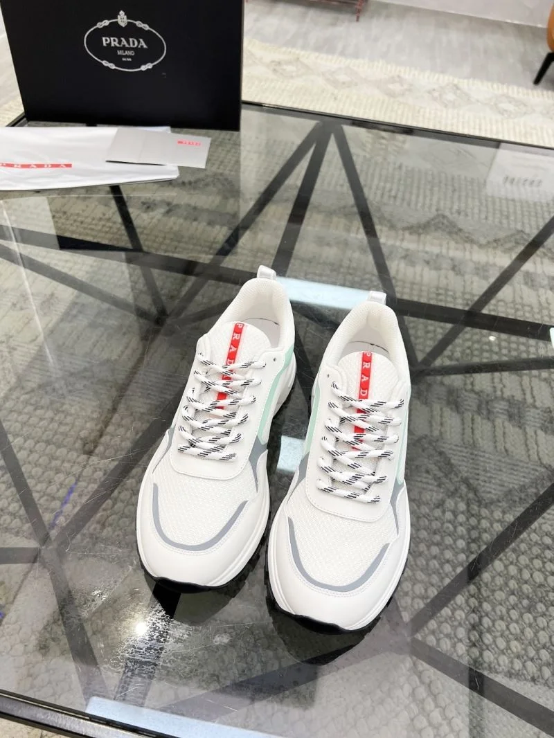 Casual Prada Low Shoes 33642
