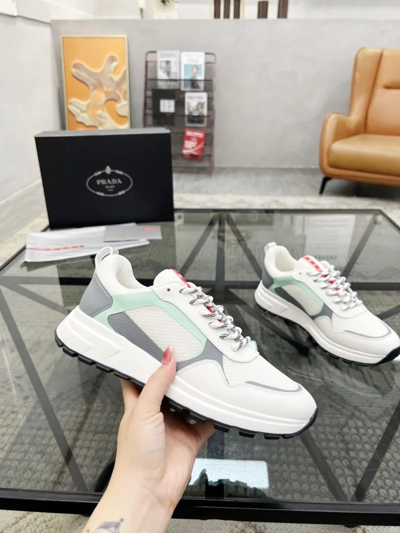 Casual Prada Low Shoes 33642